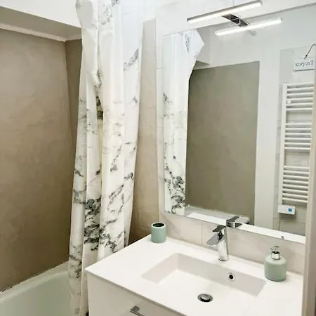 Apartment Blue Bay Home, Tennis, Piscine, Boulodrome Antibes