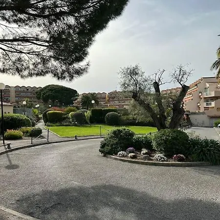 Apartment Blue Bay Home, Tennis, Piscine, Boulodrome *